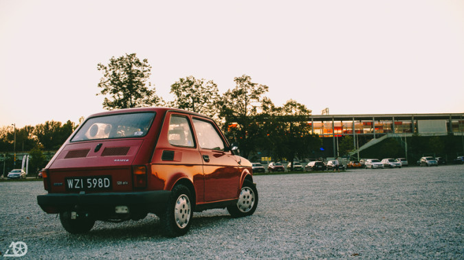 Fiat 126p zachód słońca