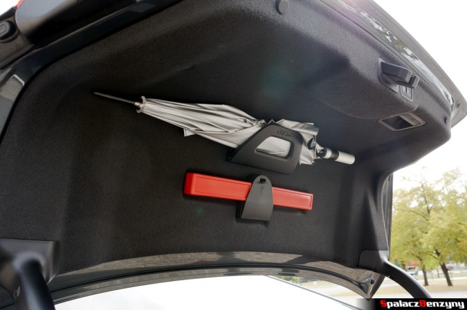 Parasolka w Audi S8 4.0 TFSI 2015