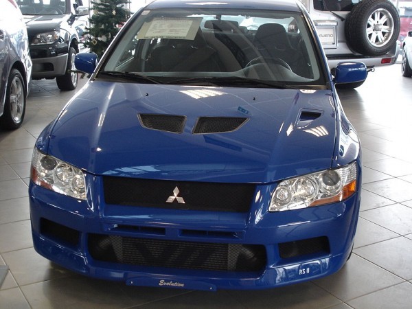 1024px-Mitsubishi_Lancer_Evo_VII