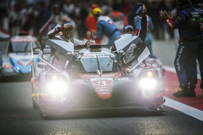 Toyota i Ford wygrywają w Szanghaju, Porsche i Ferrari mistrzami