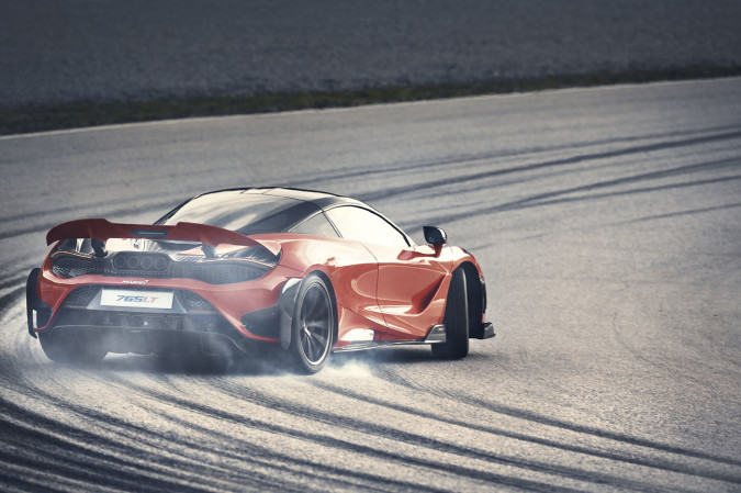 McLaren 765LT - premiera