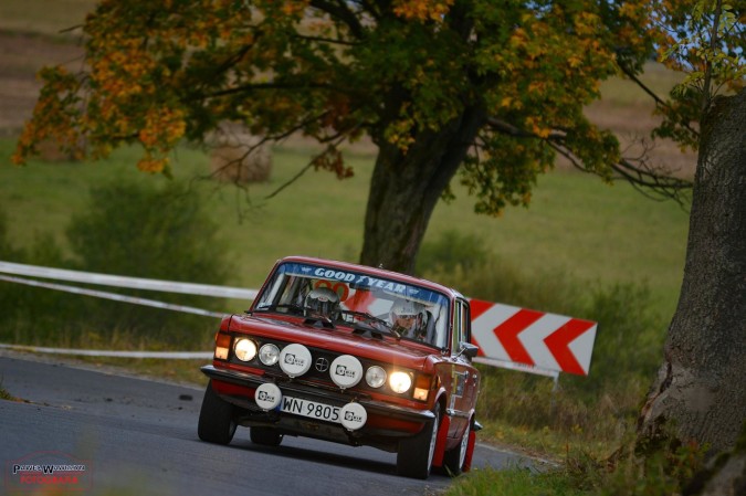 fot. Paweł Wawrzyn Fotografia - Rafał Winiarski / Tomasz Szostak - Fiat 125p - 50 Rajd Dolnośląski 2016