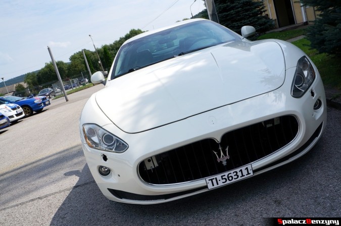 Przód Maserati GranTurismo na 7. runda SuperOES Kielce 2014