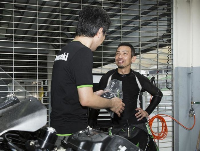 legendary kawasaki racing akira yanagawa pit lane