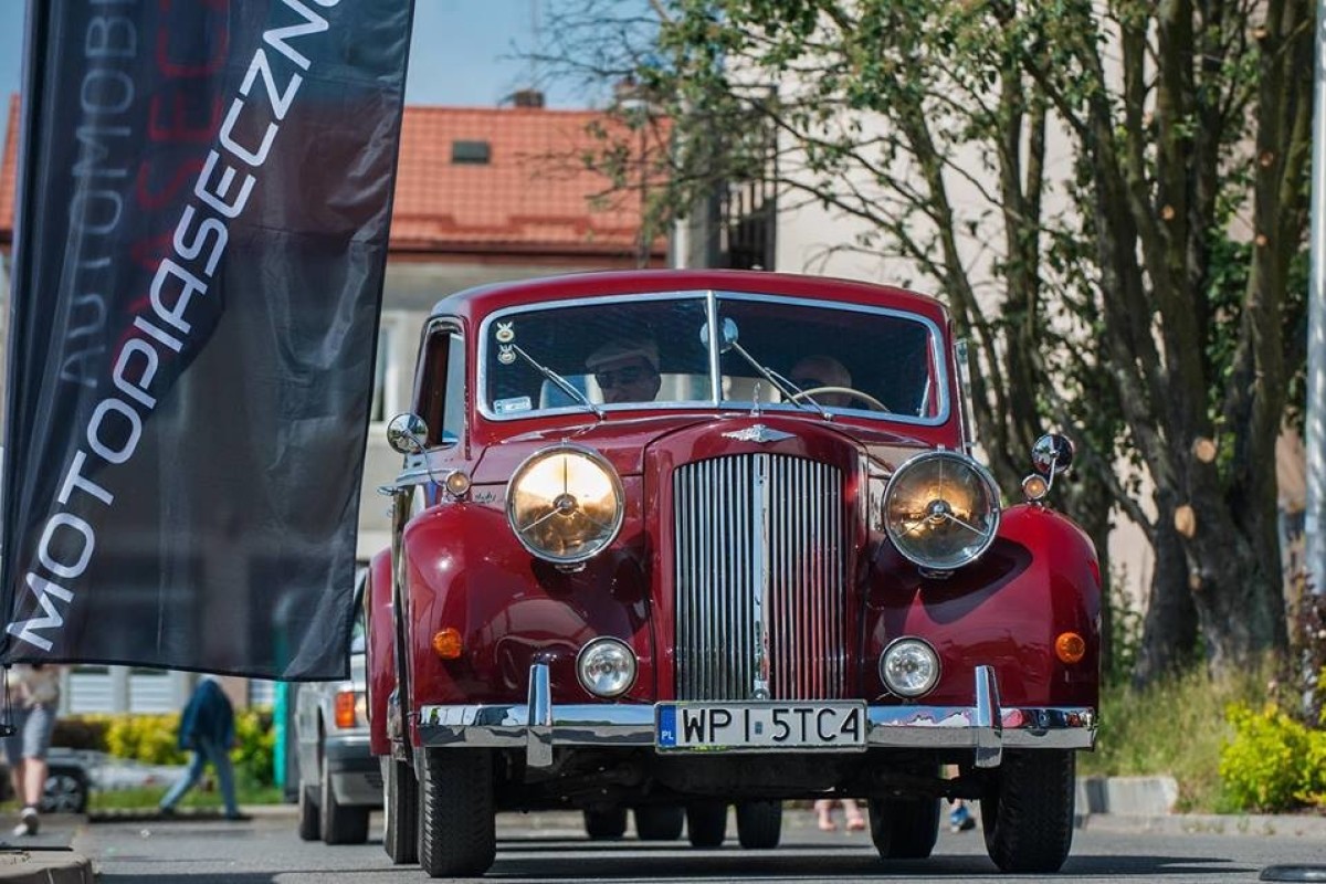 IV Piaseczyński Rajd Pojazdów Zabytkowych