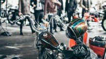 The Distinguished Gentleman's Ride na placu Europejskim