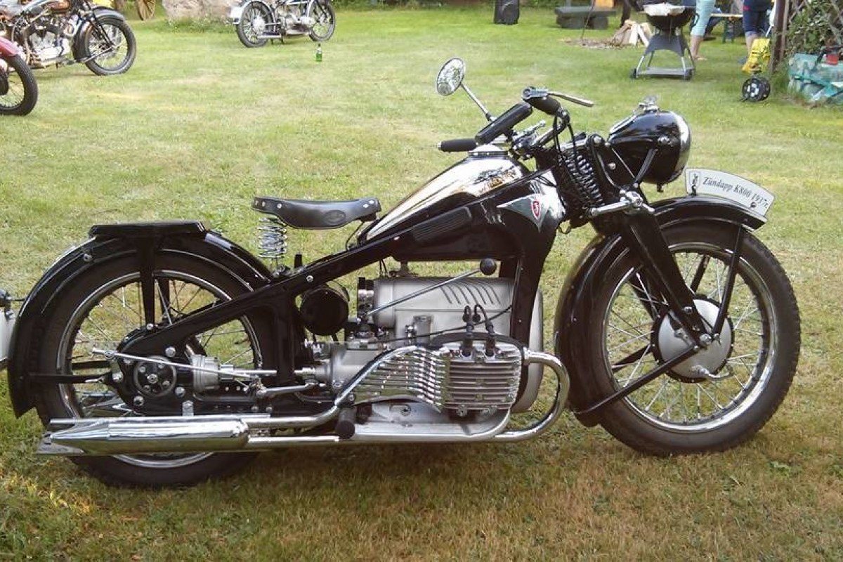 Motocyklowa Niedziela W Stylu Retro