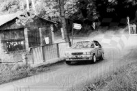 16. Adam Grycan i Jakub Mroczkowski - Renault 11 Turbo.   (To zdjęcie w pełnej rozdzielczości możesz kupić na www.kwa-kwa.pl )