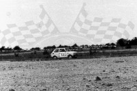 107. Ryszard Plucha - Polski Fiat 126p.   (To zdjęcie w pełnej rozdzielczości możesz kupić na www.kwa-kwa.pl )