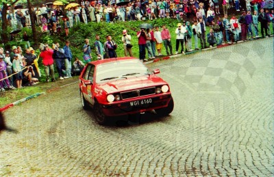 95. Marek Sadowski i Jakub Mroczkowski - Lancia Delta Integrale.   (To zdjęcie w pełnej rozdzielczości możesz kupić na www.kwa-kwa.pl )