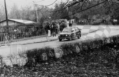 79. Krzysztof Melwiński i A.Bociek - Polski Fiat 126p  (To zdjęcie w pełnej rozdzielczości możesz kupić na www.kwa-kwa.pl )