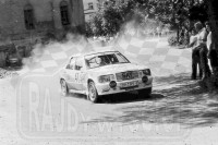 64. Peter Rumpfkeil i Guenter Jarecki - Mercedes Benz 190E 2,3.   (To zdjęcie w pełnej rozdzielczości możesz kupić na www.kwa-kwa.pl )