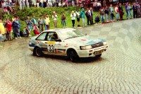 103. Janusz Kulig i Dariusz Burkat - Toyota Corolla GT 16.   (To zdjęcie w pełnej rozdzielczości możesz kupić na www.kwa-kwa.pl )
