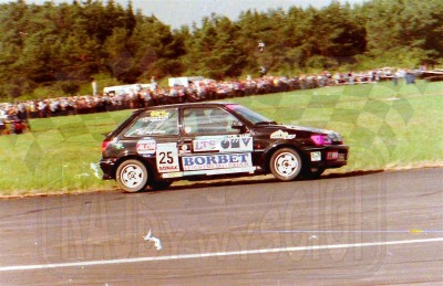 111. Andrzej Dziurka - Ford Fiesta XR2i.   (To zdjęcie w pełnej rozdzielczości możesz kupić na www.kwa-kwa.pl )