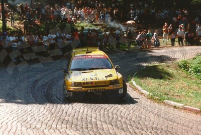 15. Bogdan Herink i Janusz Bronikowski - Renault Clio Maxi.   (To zdjęcie w pełnej rozdzielczości możesz kupić na www.kwa-kwa.pl )