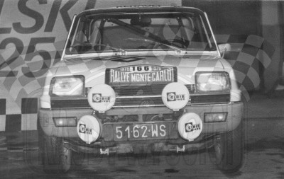 12. Jerzy Landsberg i Marek Muszyński - Renault R5 TS  (To zdjęcie w pełnej rozdzielczości możesz kupić na www.kwa-kwa.pl )