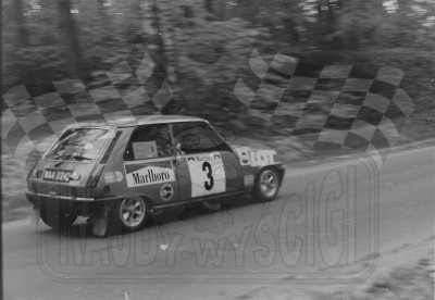 Jerzy Landsberg i Marek Muszyński - Renault 5 Alpine. To zdjęcie w pełnej rozdzielczości możesz kupić na http://kwa-kwa.pl