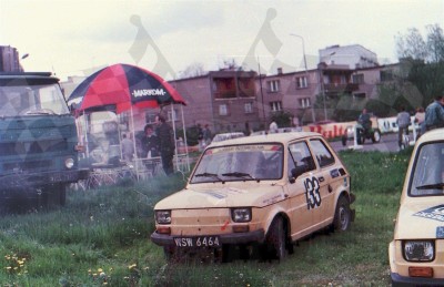 2. Polski Fiat 126p załogi Artur Orlikowski i Przemysław Ulewicz.   (To zdjęcie w pełnej rozdzielczości możesz kupić na www.kwa-kwa.pl )