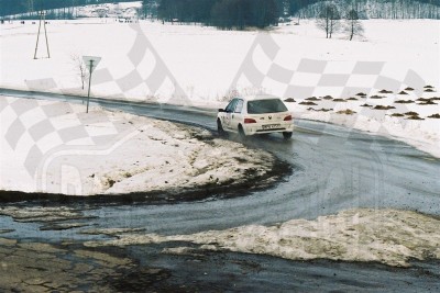 13. Mariusz Strzałkowski i Michał Bojar - Peugeot 106  (To zdjęcie w pełnej rozdzielczości możesz kupić na www.kwa-kwa.pl )