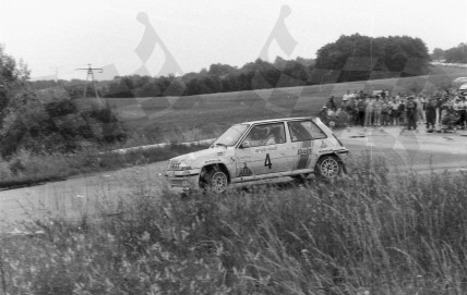 4. Bronislaw Kuzmic i Banic Janez - Renault 5 GT Turbo.   (To zdjęcie w pełnej rozdzielczości możesz kupić na www.kwa-kwa.pl )