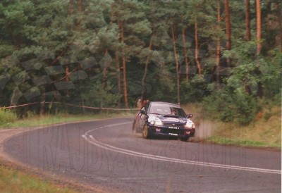 32. Dariusz Poletyło i Jacek Sciciński - Subaru Impreza WRX   (To zdjęcie w pełnej rozdzielczości możesz kupić na www.kwa-kwa.pl )