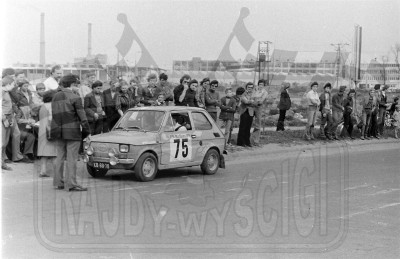 Janusz Szerla i Józef Stachera - Polski Fiat 126p. To zdjęcie w pełnej rozdzielczości możesz kupić na http://kwa-kwa.pl