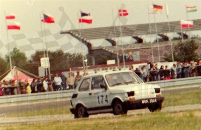 34. Michał Tuszyński - Polski Fiat 126p.   (To zdjęcie w pełnej rozdzielczości możesz kupić na www.kwa-kwa.pl )