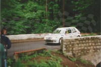 64. Waldemar Doskocz i Marek Dobrowolski - Peugeot 106 Rallye    (To zdjęcie w pełnej rozdzielczości możesz kupić na www.kwa-kwa.pl )