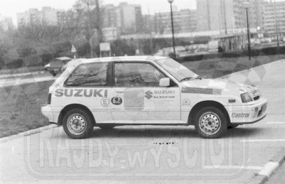 8. Suzuki Swift 1300 GTi załogi Andrzej Buziuk i W.Szczodrowski.   (To zdjęcie w pełnej rozdzielczości możesz kupić na www.kwa-kwa.pl )