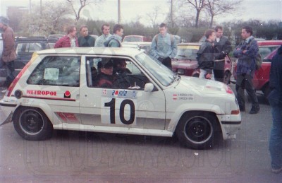 26. Jan Chróścik i Aleksander Woźnica - Renault 5 GT Turbo.   (To zdjęcie w pełnej rozdzielczości możesz kupić na www.kwa-kwa.pl )