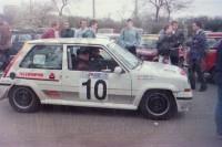 26. Jan Chróścik i Aleksander Woźnica - Renault 5 GT Turbo.   (To zdjęcie w pełnej rozdzielczości możesz kupić na www.kwa-kwa.pl )