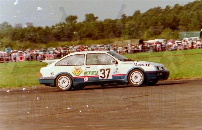 110. Tomasz Dąbrowski - Ford Sierra Cosworth RS.   (To zdjęcie w pełnej rozdzielczości możesz kupić na www.kwa-kwa.pl )