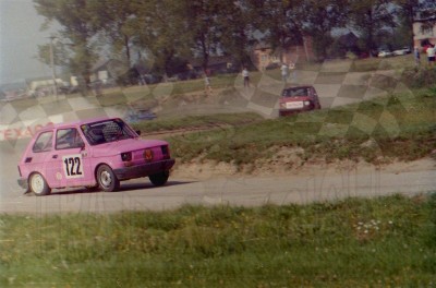 31. Jakub Kraszewski - Polski Fiat 126p.   (To zdjęcie w pełnej rozdzielczości możesz kupić na www.kwa-kwa.pl )