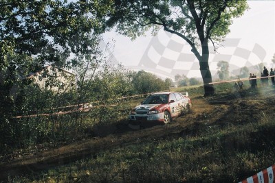 10. Michał Duda i Robert Gliwiak - Mitsubishi Lancer Evo VI  (To zdjęcie w pełnej rozdzielczości możesz kupić na www.kwa-kwa.pl )