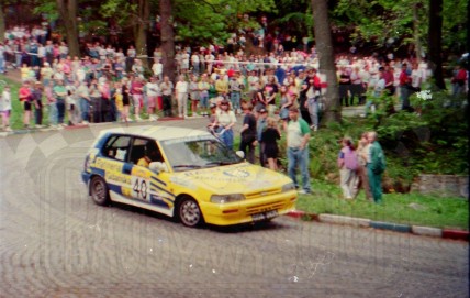 73. Janusz Damentko i Mirosław Rusiecki - Toyota Corolla GTi 16.   (To zdjęcie w pełnej rozdzielczości możesz kupić na www.kwa-kwa.pl )
