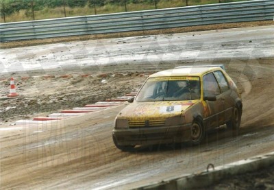 35. Piotr Tyszkiewicz - Peugeot 205 GTi   (To zdjęcie w pełnej rozdzielczości możesz kupić na www.kwa-kwa.pl )