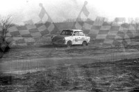 20. Włodzimierz Pawluczuk i Zbigniew Banach - Trabant 601  (To zdjęcie w pełnej rozdzielczości możesz kupić na www.kwa-kwa.pl )