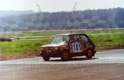 42. Jacek Rathe - Polski Fiat 126p.   (To zdjęcie w pełnej rozdzielczości możesz kupić na www.kwa-kwa.pl )