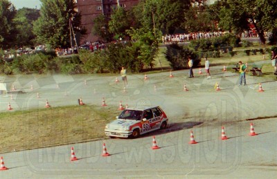 30. Juliusz Palonka i Zdzisław Hilmantel - Renault 5 GT Turbo.   (To zdjęcie w pełnej rozdzielczości możesz kupić na www.kwa-kwa.pl )