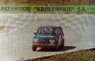 89. Michał Tuszyński - Polski Fiat 126p   (To zdjęcie w pełnej rozdzielczości możesz kupić na www.kwa-kwa.pl )
