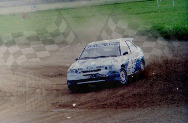 118. Bohdan Ludwiczak - Ford Escort Cosworth RS   (To zdjęcie w pełnej rozdzielczości możesz kupić na www.kwa-kwa.pl )