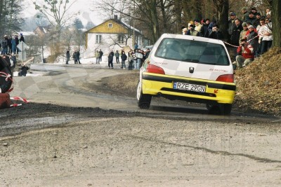 87. Tomasz Dudek i Bogusław Browiński - Peugeot 106 Rallye  (To zdjęcie w pełnej rozdzielczości możesz kupić na www.kwa-kwa.pl )
