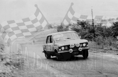 69. Tomasz Ciecierzyński i Stanisław Brzozowski - Polski Fiat 125p Monte Carlo  (To zdjęcie w pełnej rozdzielczości możesz kupić na www.kwa-kwa.pl )