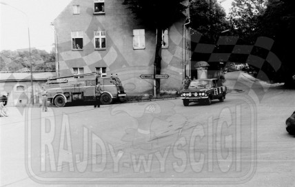5. Tadeusz Kudłaty i Julian Obrocki - Polski Fiat 125p 1500  (To zdjęcie w pełnej rozdzielczości możesz kupić na www.kwa-kwa.pl )