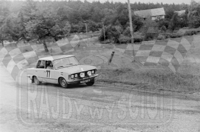 122. Jerzy Kobyliński i Daniel Frenkler - Polski Fiat 125p 1500  (To zdjęcie w pełnej rozdzielczości możesz kupić na www.kwa-kwa.pl )