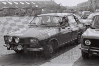 Jacek Kotowski i Krzysztof Burzyński - Renault 12 TL. To zdjęcie w pełnej rozdzielczości możesz kupić na http://kwa-kwa.pl