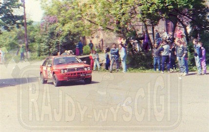 137. Robert Zaremba i Wiesław Stróż - Lancia Delta Integrale.   (To zdjęcie w pełnej rozdzielczości możesz kupić na www.kwa-kwa.pl )
