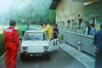13. Polski Fiat 126p załogi Artur Orlikowski i Marcin Szyperski.   (To zdjęcie w pełnej rozdzielczości możesz kupić na www.kwa-kwa.pl )