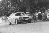 77. Dominique Dumont i Christian Sterckx - Renault 11 Turbo.   (To zdjęcie w pełnej rozdzielczości możesz kupić na www.kwa-kwa.pl )