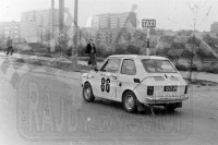 Krzysztof Winkowski i Krzysztof Szymczak - Polski Fiat 126p. To zdjęcie w pełnej rozdzielczości możesz kupić na http://kwa-kwa.pl